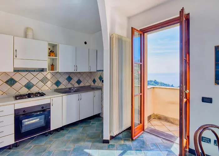 Beautiful In With Kitchen *