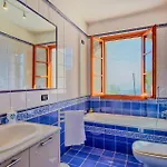 2 Bedroom Gorgeous In * 雷科