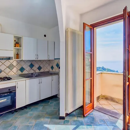 Beautiful In With Kitchen *